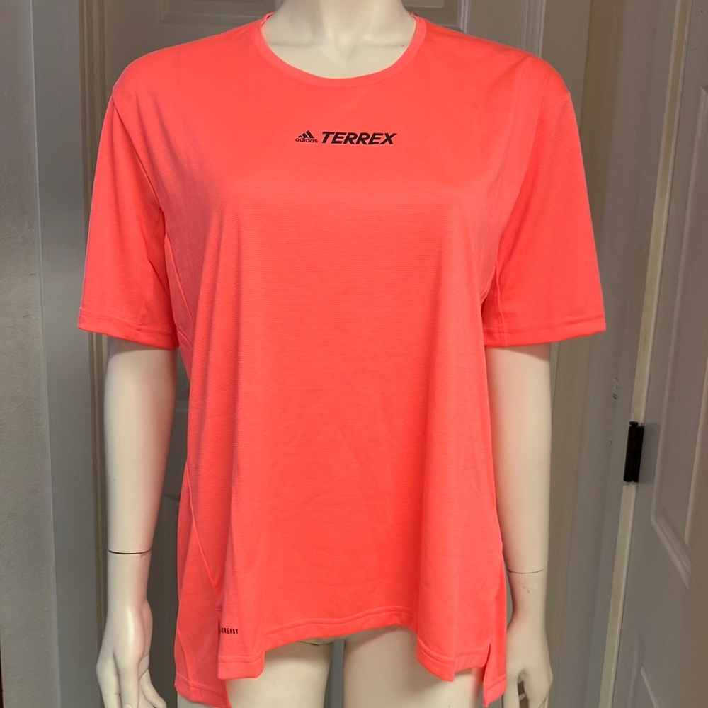 Adidas Hiking/Athletic/Athleisure Shirt, NWT!
